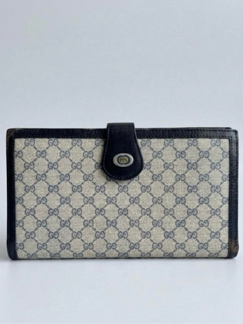 '80s Vintage Gucci Navy GG Long Monogram Clutch-Wallet - Picture 1 of 14